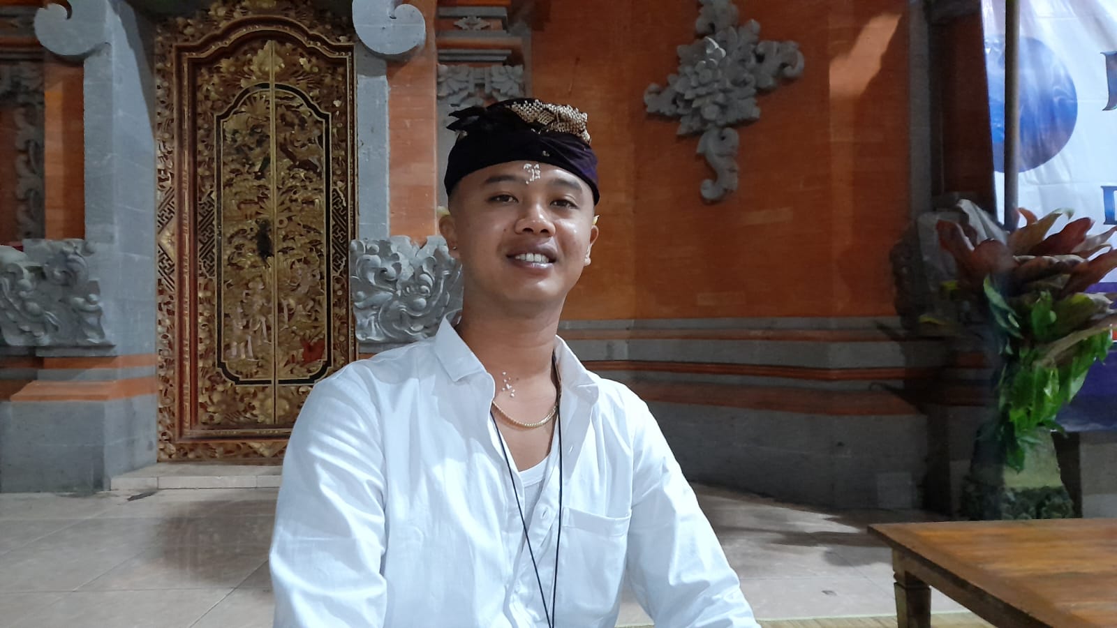 KETUA : Ketua ST Satya Dharma Pertiwi, Banjar Sapat, Tegallalang, Ngakan Putu Putra Adityapratama.