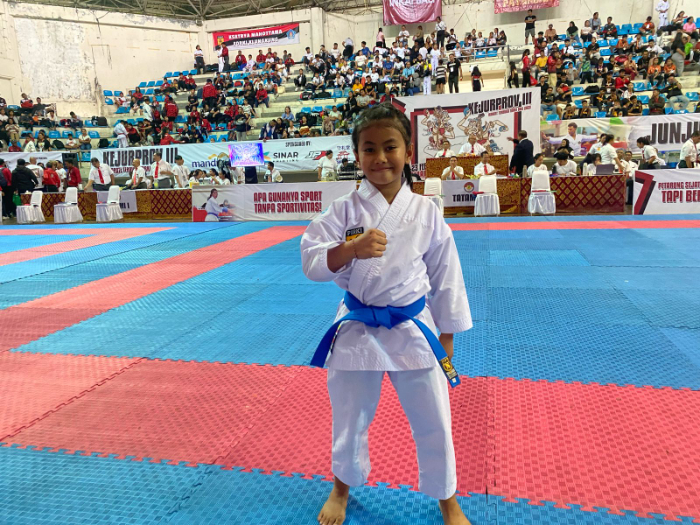 Ni Komang Nathania Putri, Sabet Emas di hari pertama Kejurprov III Karate Terbuka FORKI Bali 2025