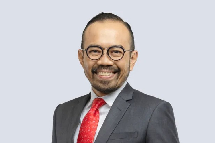 Direktur Utama (Dirut) Pertamina Patra Niaga Riva Siahaan yang terlibat kasus korupsi