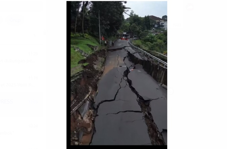 Longsor di Jalan Batu Tulis Kota Bogor