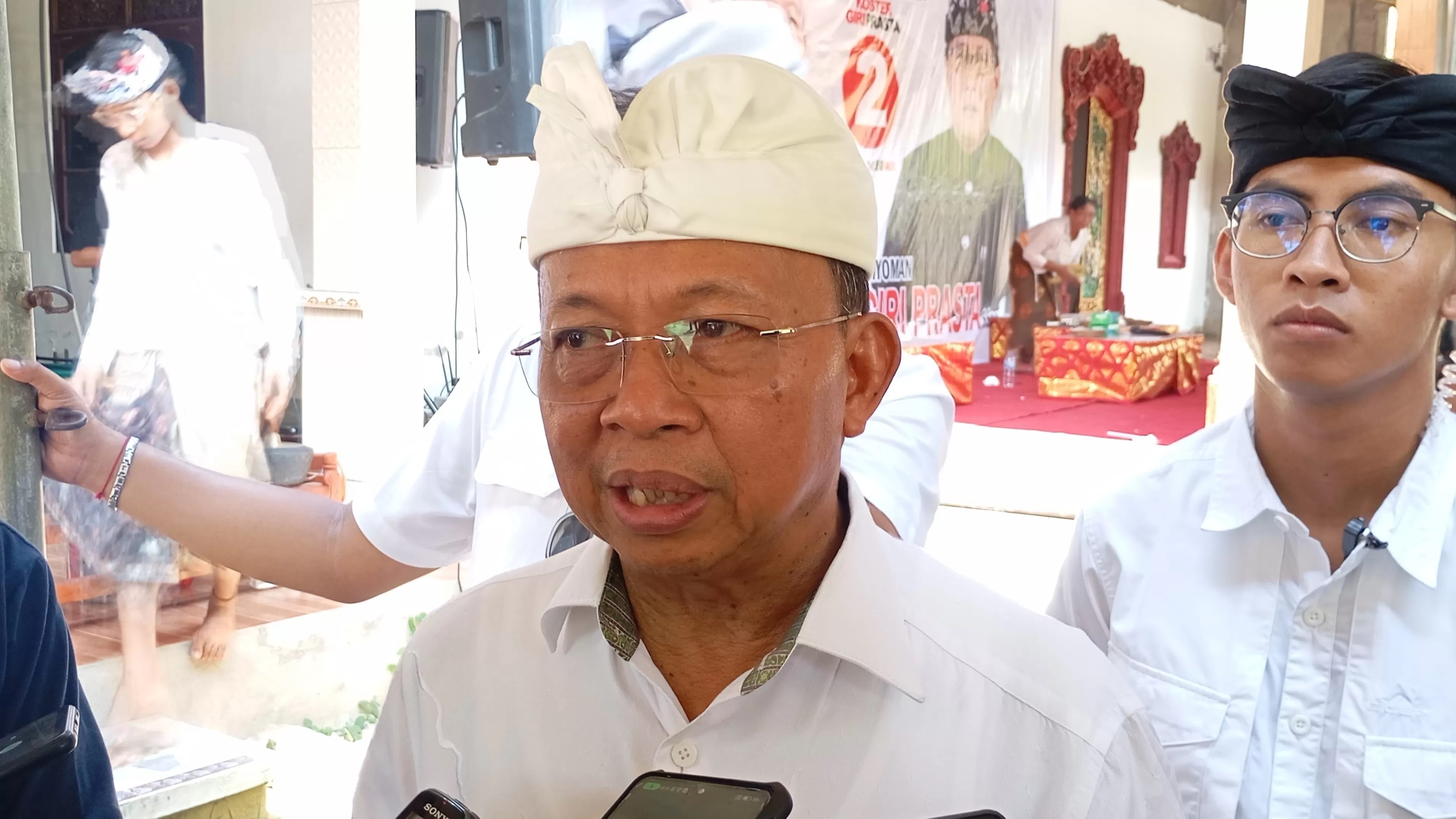Gubernur Bali, I Wayan Koster
