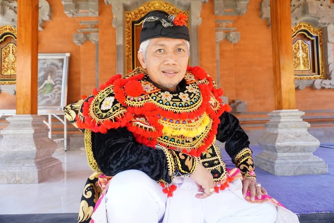 Prof. Dr. I Ketut Sukewati Lanang Putra Perbawa, M.H Guru Besar Hukum Pemilu di Universitas Mahasaraswati Denpasar yang doyan ngayah nopeng
