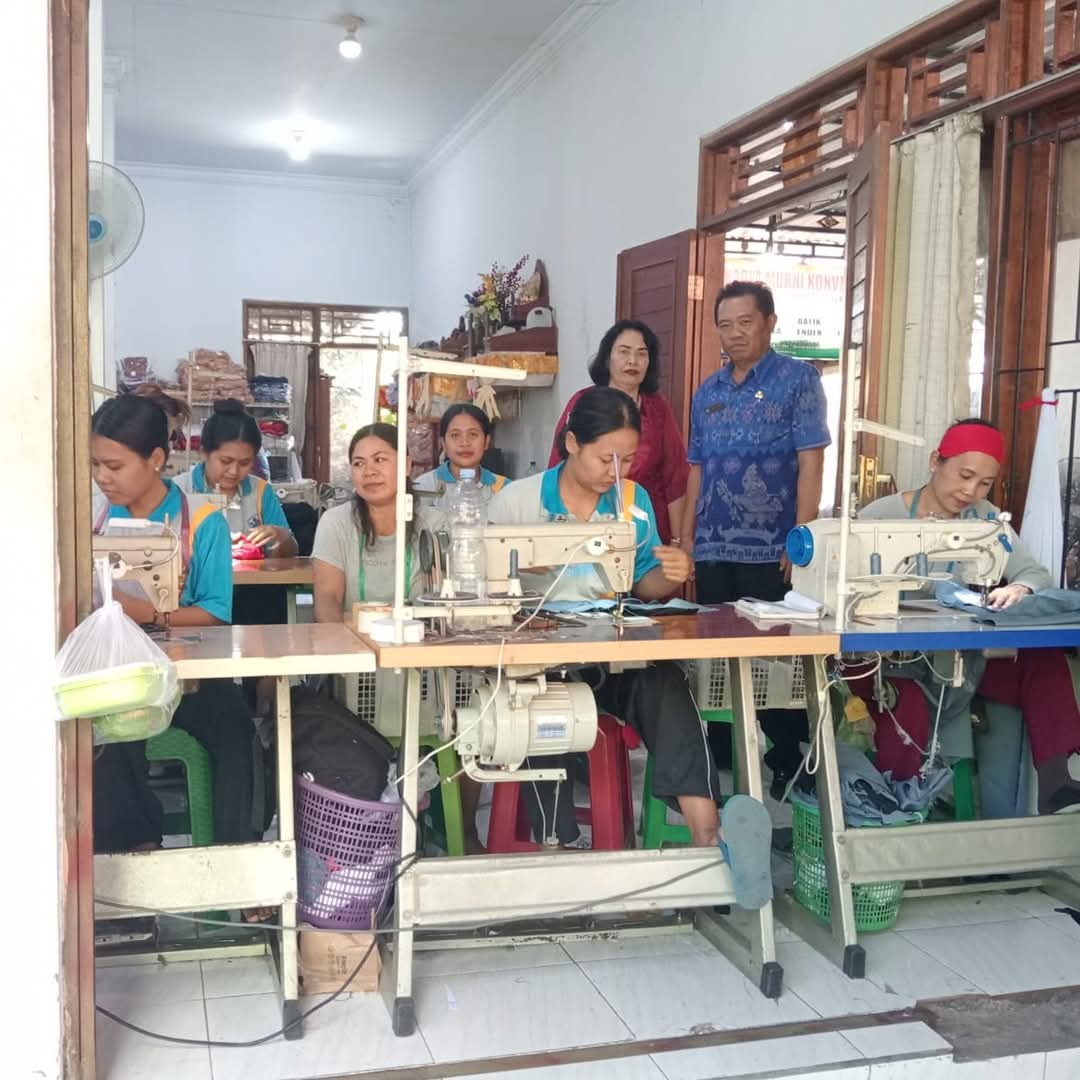 Pelatihan ketrampilan bagi masyarakat sebelum memasuki dunia kerja