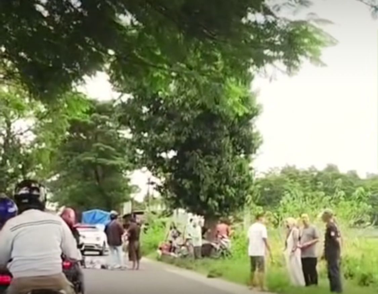 Lansia di Kediri Tewas dalam Kecelakaan di Jalan Ngasem-Pagu