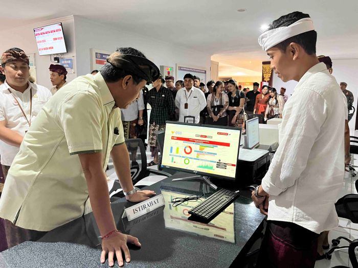 Peninjauan MPP di Lantai 3 Pasar Banyuasri oleh Wakil Bupati Buleleng.