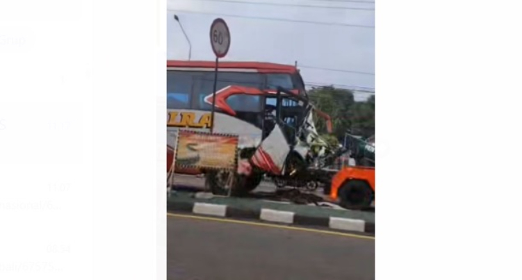 Kecelakaan Terjadi di Jalan Laksda Adisucipto Yogyakarta