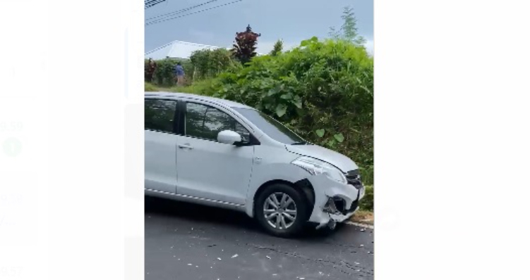 Kecelakaan di jalan Raya Baturiti Tabanan sebabkan kemacetan panjang