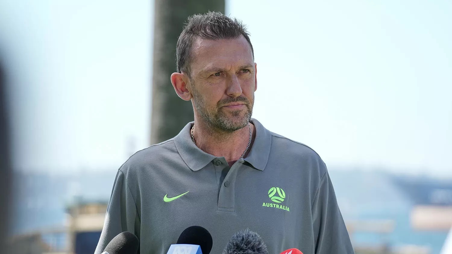 Pelatih Timnas Australia Tony Popovic. (Dok. X/@socceroos)