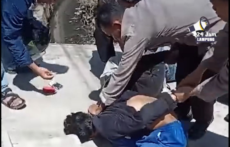 Dua Pemuda Diringkus di Depan Polsek Tanjung Senang Saat Transaksi Narkoboy