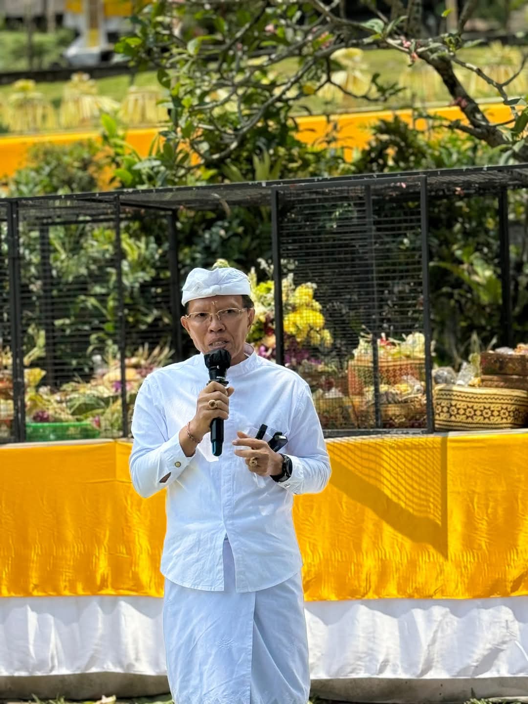 Dirjen Bimas Hindu, Prof. Dr. I Nengah Duija, M.Si