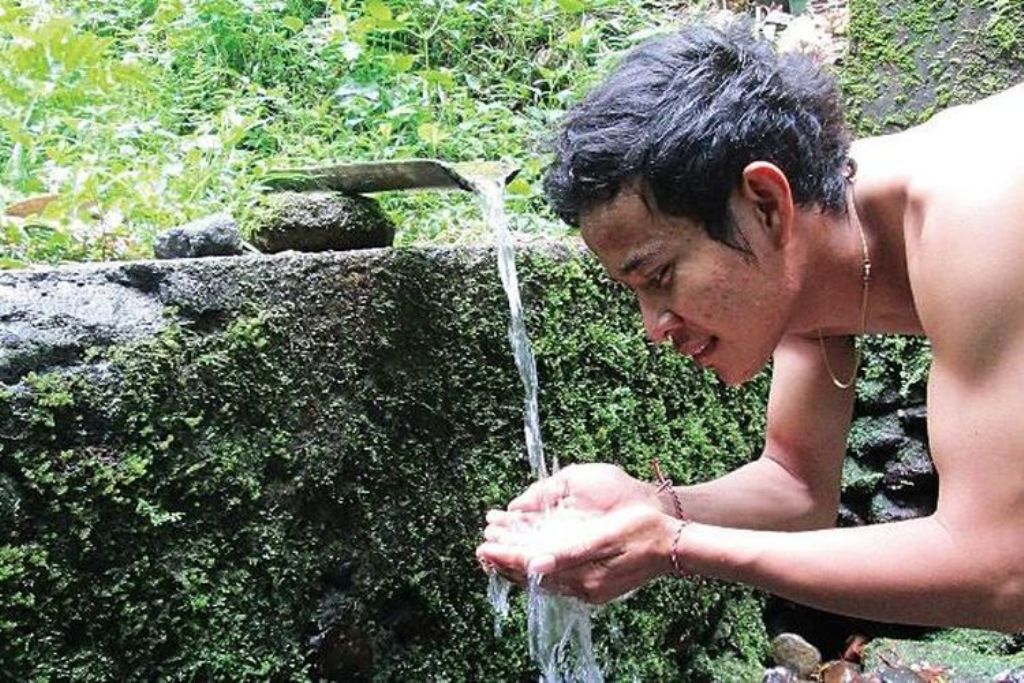Misteri Beji Cempaka: Tradisi Mandi Telanjang yang Masih Lestari di Karangasem, Jika Dilanggar Hal yang Sulit Dipercaya akan Terjadi