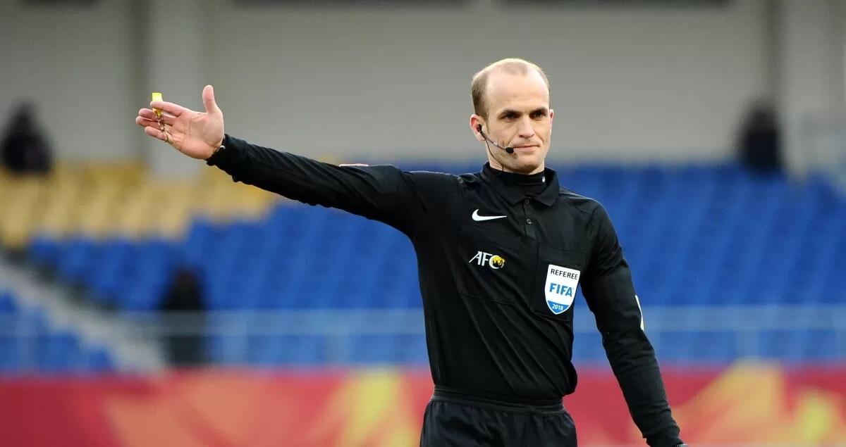 Wasit Adham Makhadmeh akan memimpin laga penting Australia vs Indonesia di Kualifikasi Piala Dunia 2026. (AFC)