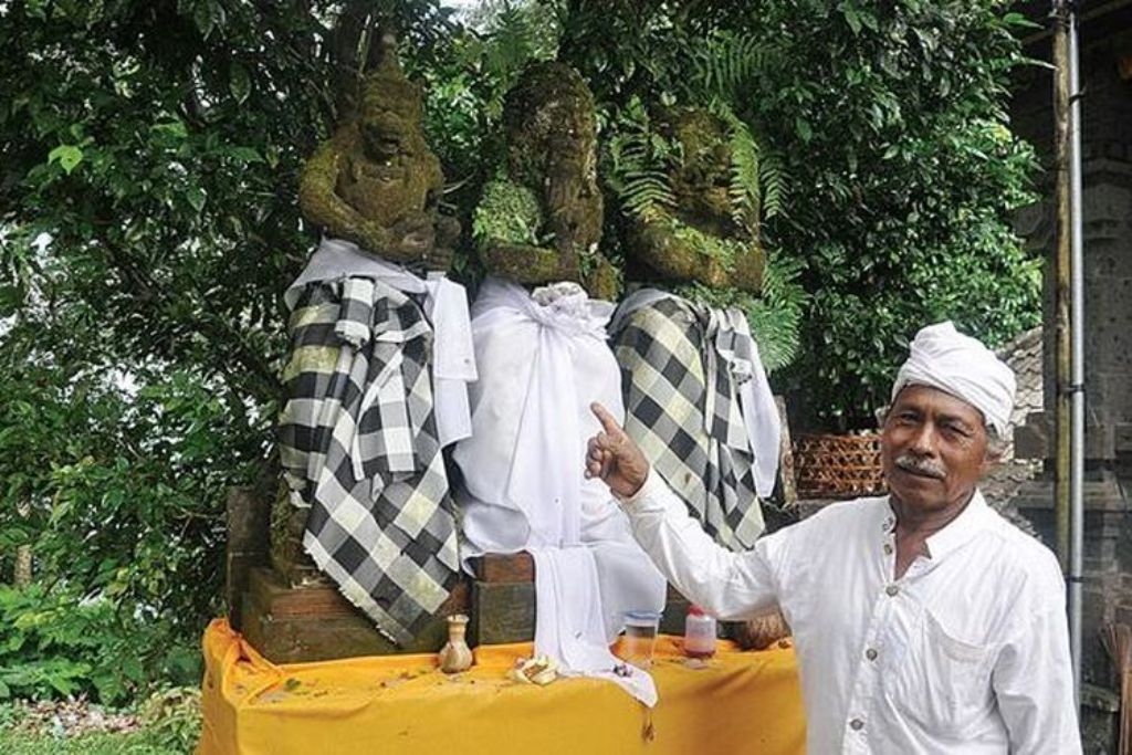 Tempat suci Hindu Bali, Pura Pucak Tedung di Desa Sulangai, Kecamatan Petang, Kabupaten Badung.