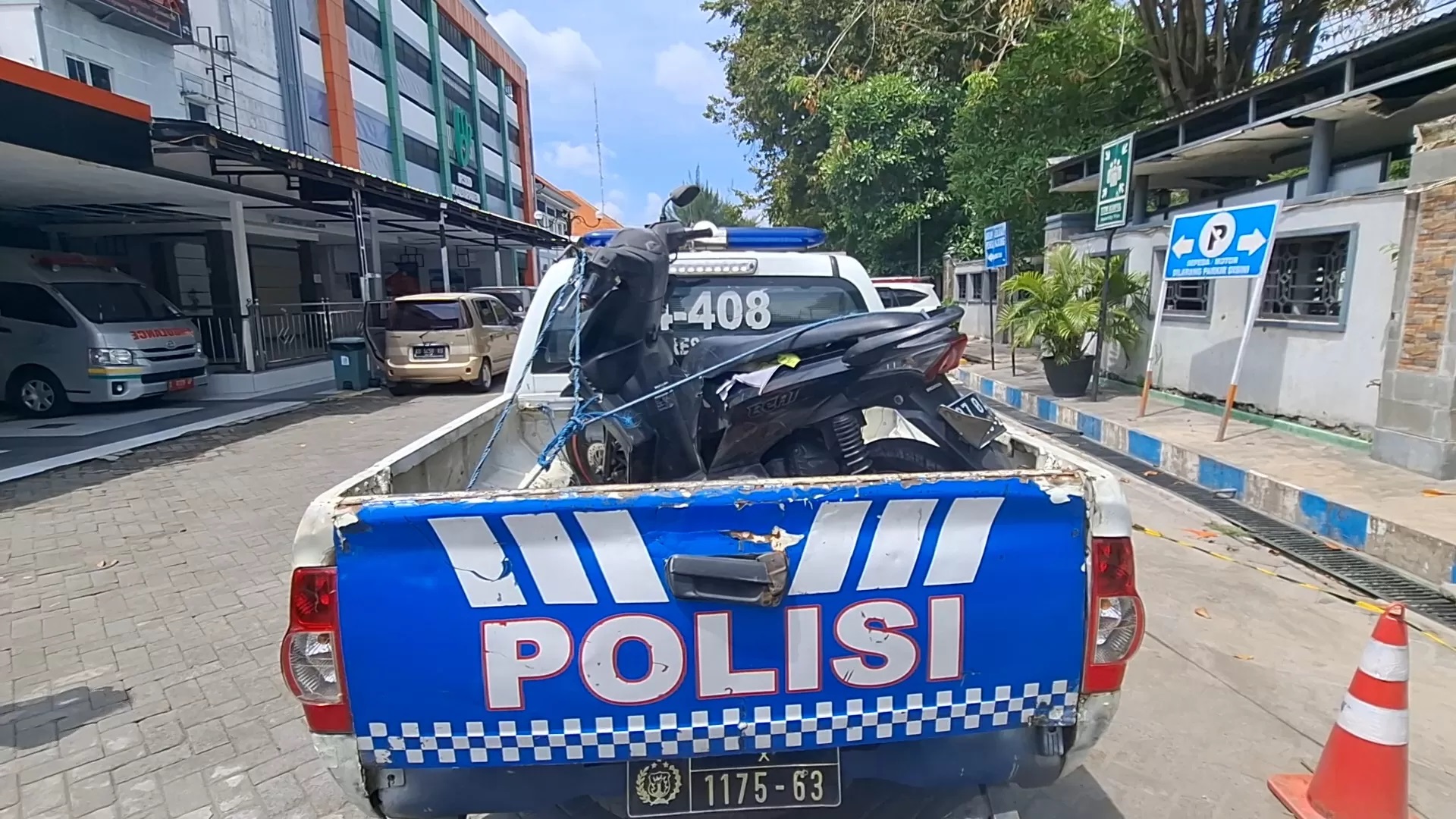 Kondisi motor remaja yang tewas saat patrol sahur di Ngoro, Jombang (Achmad RW/Radar Jombang)