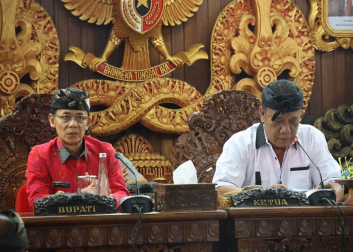 DPRD Klungkung menggelar Rapat Paripurna II dengan agenda pembacaan Pandangan Umum Fraksi.