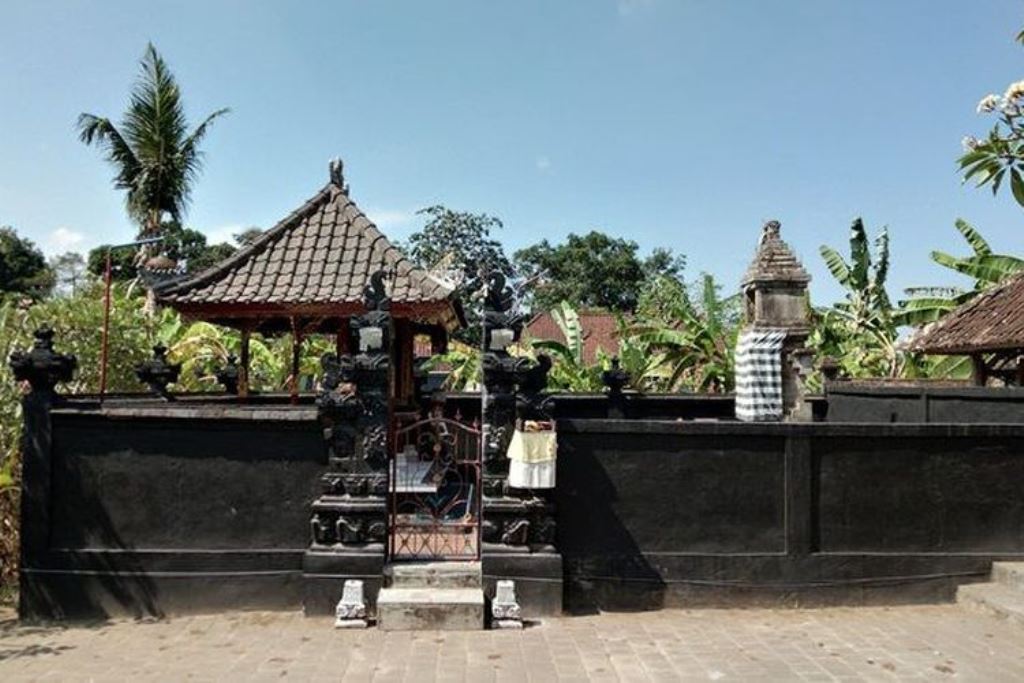Pura Tumbal Segara di Desa Buduk, Kecamatan Mengwi, Kabupaten Badung