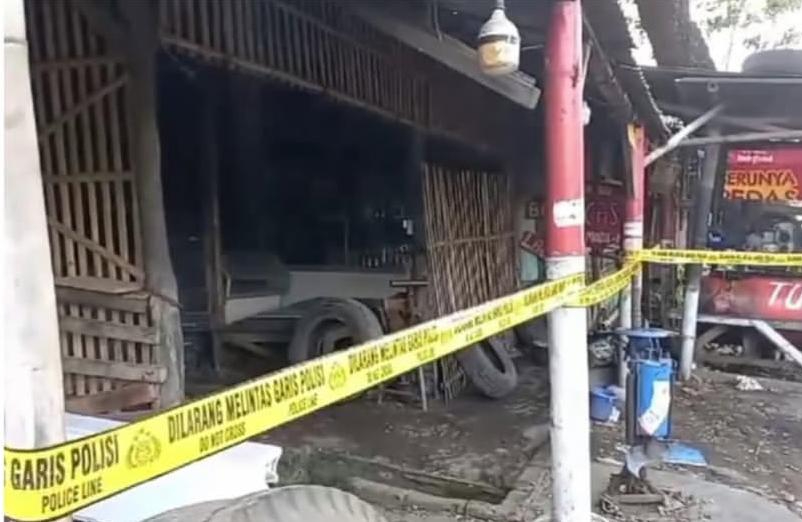 Diduga Pengaruh Minuman Keras, Anak Habisi Ayah di Gebang Cirebon