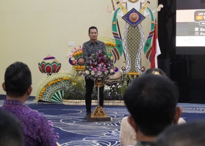 Bupati Jembrana saat membuka Musrenbang penyusunan RKPD Semesta Berencana Kabupaten Jembrana tahun 2026, di Ballroom Gedung Kesenian Ir. Soekarno, Selasa (25/3).