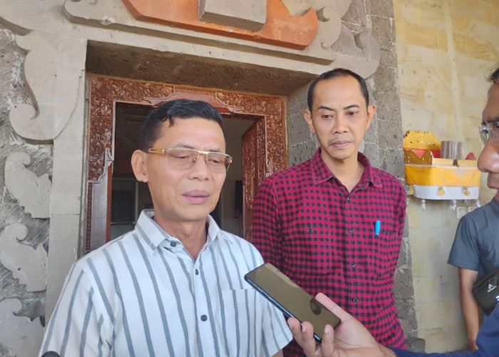 Bupati Klungkung I Made Satria didampingi Wakil Bupati Klungkung Tjokorda Gde Surya Putra.