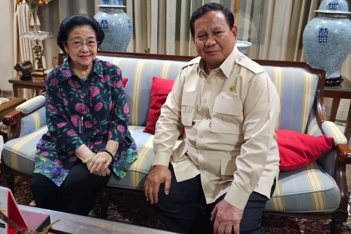 BERTEMU: Presiden Prabowo Subianto bertemu dengan Ketua Umum PDI Perjuangan Megawati Soekarnoputri, di kediaman Megawati, Jalan Teuku Umar, Menteng, pada Senin (7/4) malam.