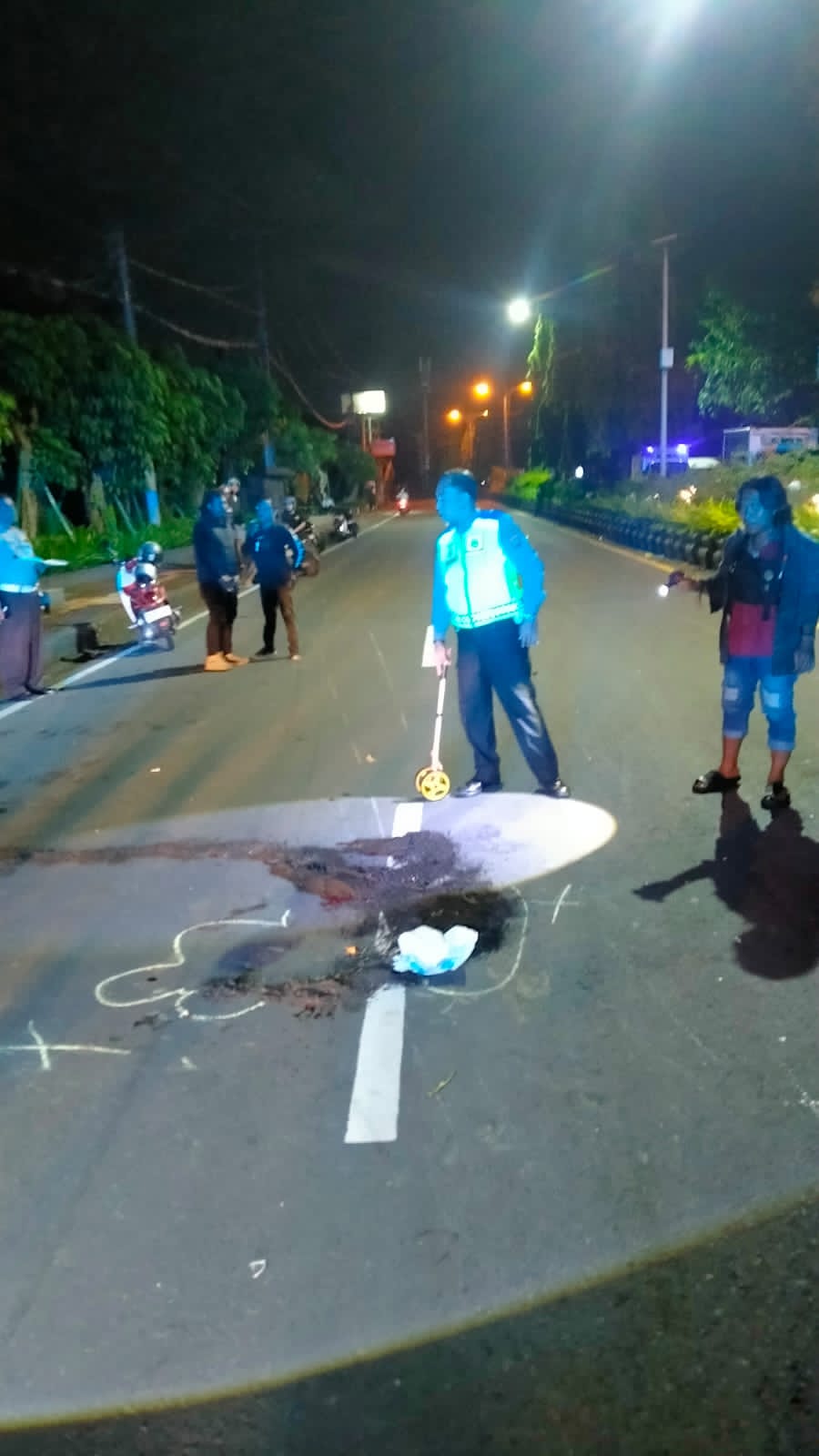 Mr X tewas mengenaskan setelah jadi korban tabrak lari di Jalan Bypass Ngurah Rai Pesanggaran. (Bali Express/Dok)