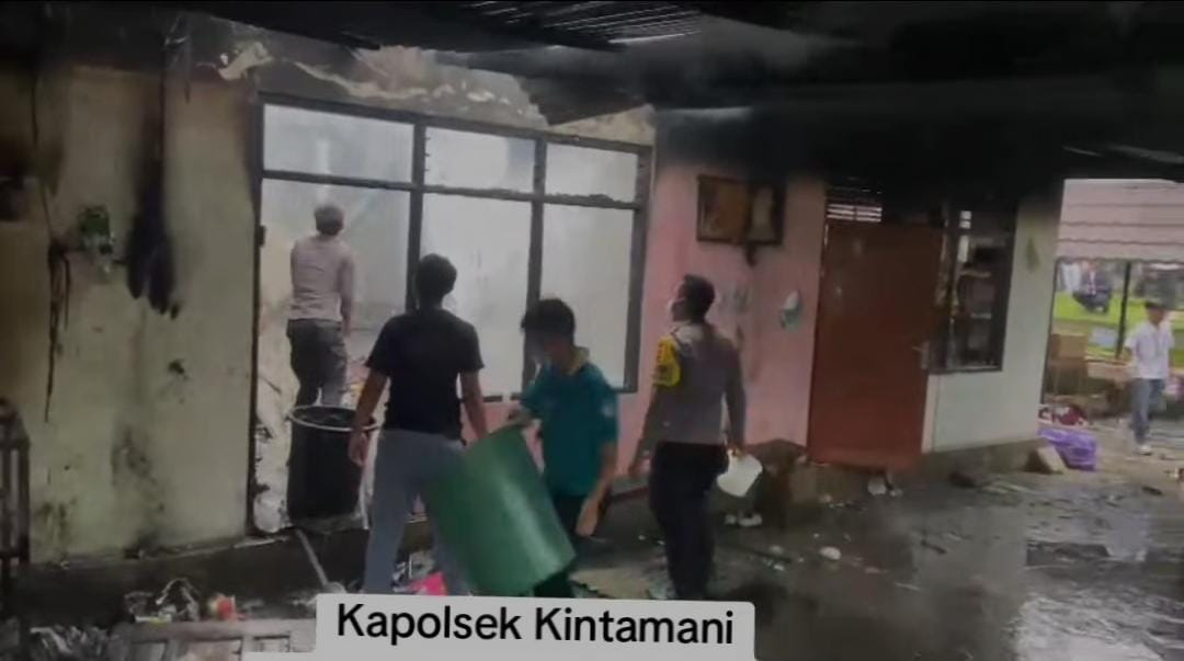 Kapolsek dan Tim Sigap Padamkan Api dan Evakuasi Siswa
