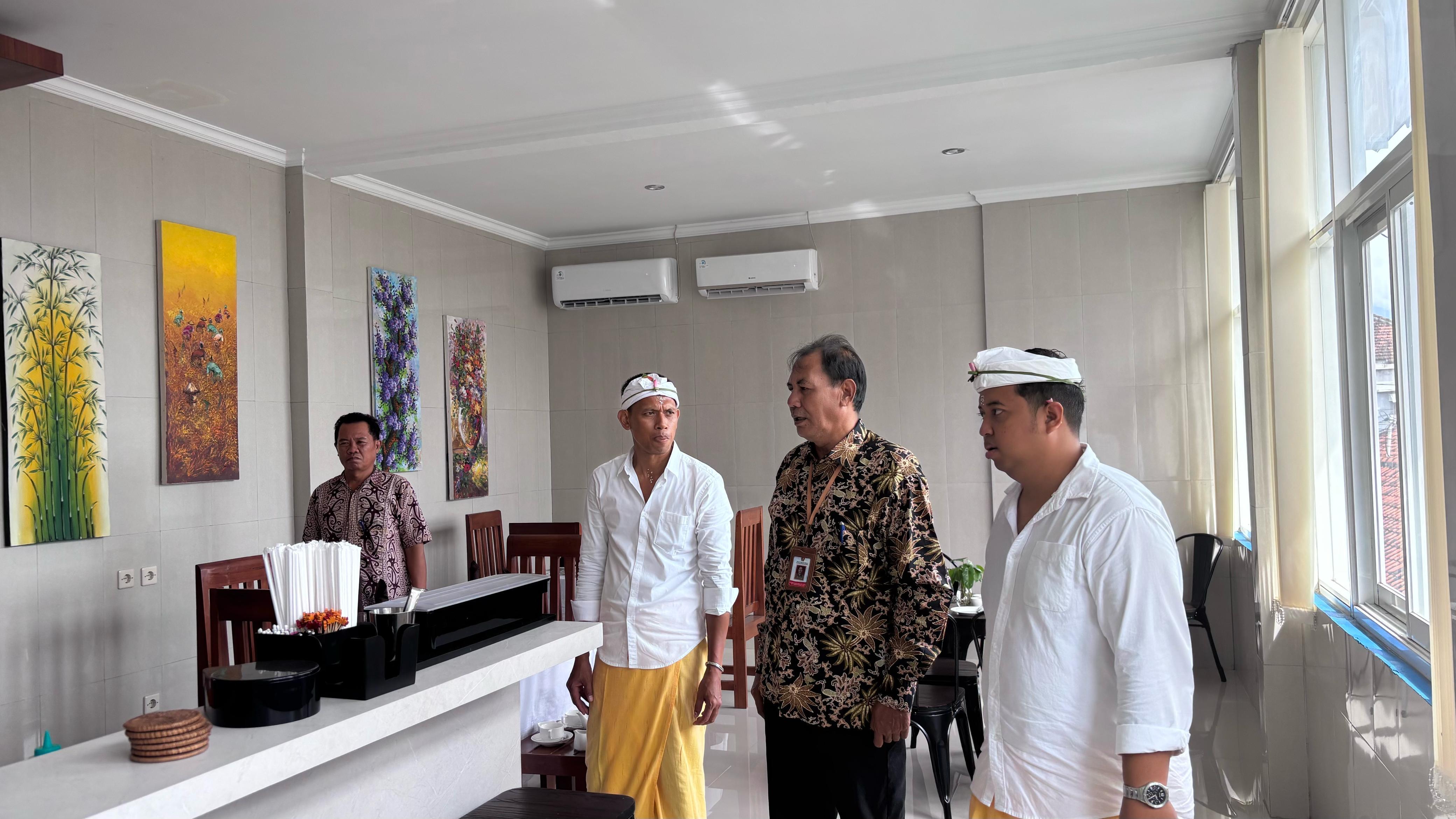 Peresmian dan Melaspas Gedung LPK Bali Trinity College pada Jumat (18/4) bertepatan dengan Sugihan Bali