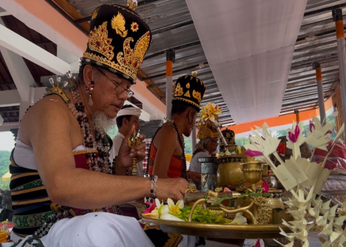 Karya Ngenteg Linggih di Pura Pasek Punduk Dawa, Jadi Momentum Refleksi Nilai Mulat Sarira