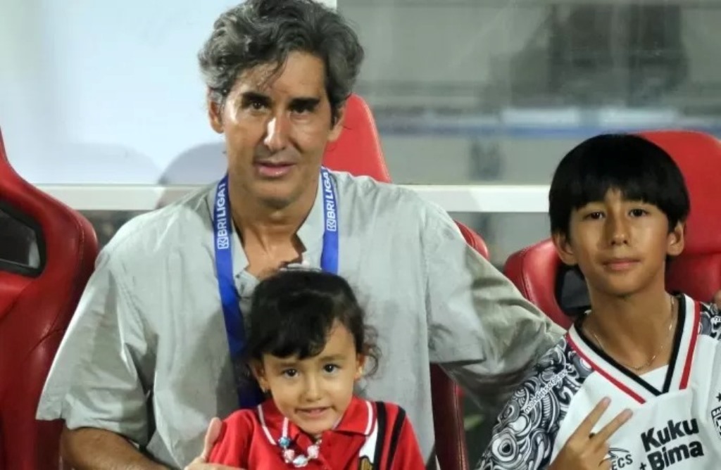 Teco mengumumkan akan berpisah dengan Bali United.