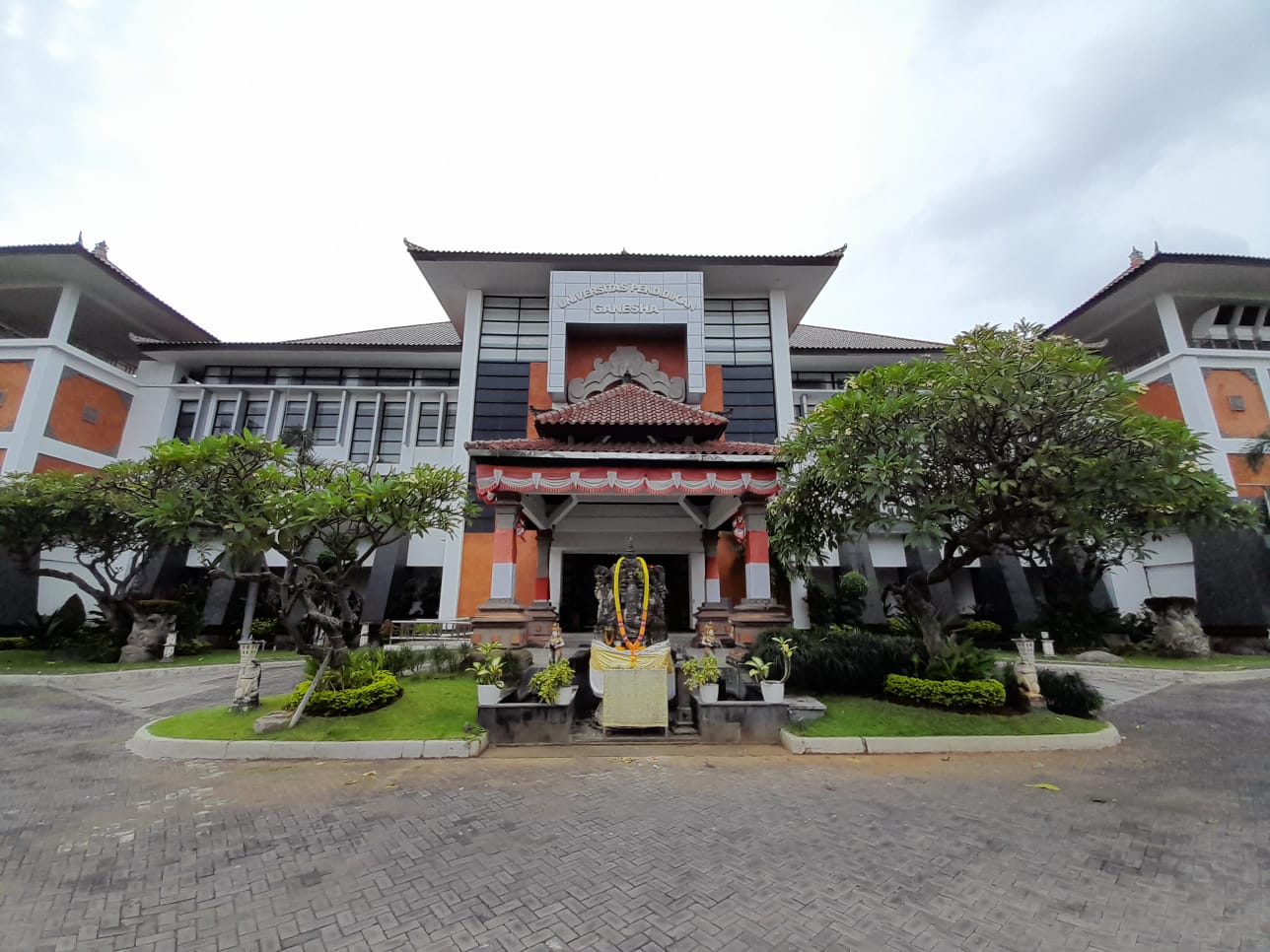 Kampus tengah Universitas Pendidikan Ganesha Singaraja