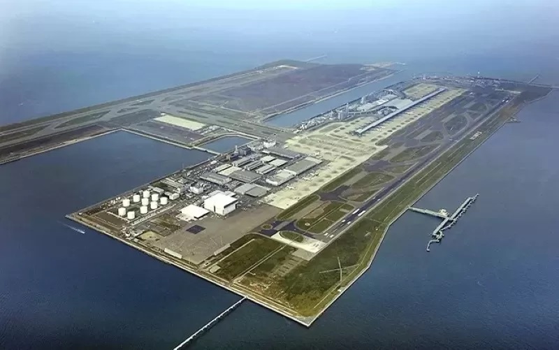Ilustrasi bandara di atas laut (Jawapos.com)