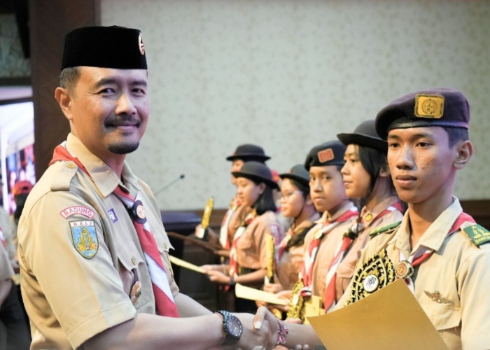 PENUTUPAN: Pramuka Kwarcab Badung menutup Karya Bakti Pramuka Hari Raya Nyepi dan Idul Fitri 2025, Minggu (27/4).