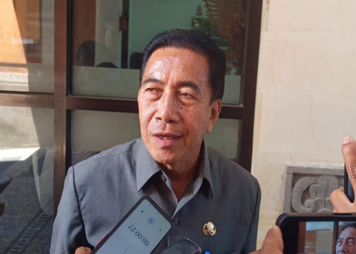 Kepala Dinas Lingkungan Hidup Karangasem I Nyoman Tari