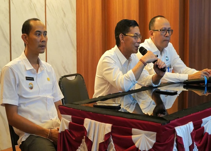 OPTIMIS : Bupati I Made Satria dan Wabup Tjokorda Gde Surya Putra saat bersilahturahmi ke RSUD Klungkung, Rabu (30/4/2025).