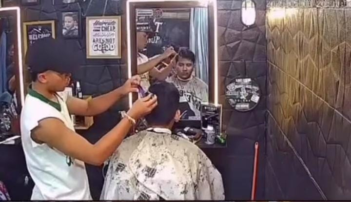Seorang mahasiswa jadi korban pencurian saat cukur rambut