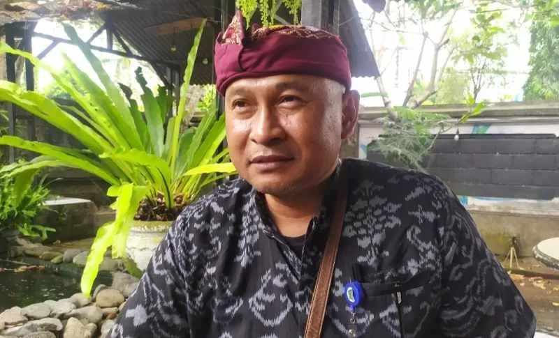 KABAR PMI : Kepala Bidang Penempatan, Pelatihan, Produktivitas dan Transmigrasi, pada Dinas Tenaga Kerja dan Perindustrian I Putu Agus Arimbawa.