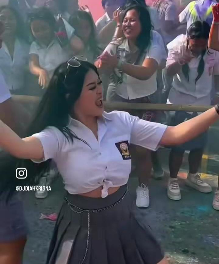 DJ Diah Krisna meminta maaf usai penampilannya diacara kelulusan SMK di Buleleng tuai pro kontra