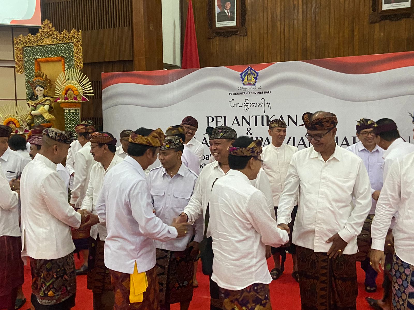 LANTIK: Pelantikan dan Pengambilan Sumpah/Janji Jabatan Pimpinan Tinggi Pratama Lingkungan Pemerintah Provinsi Bali bertempat di Gedung Wiswa Sabha Utama, Kantor Gubernur Bali, Jumat (9/5).