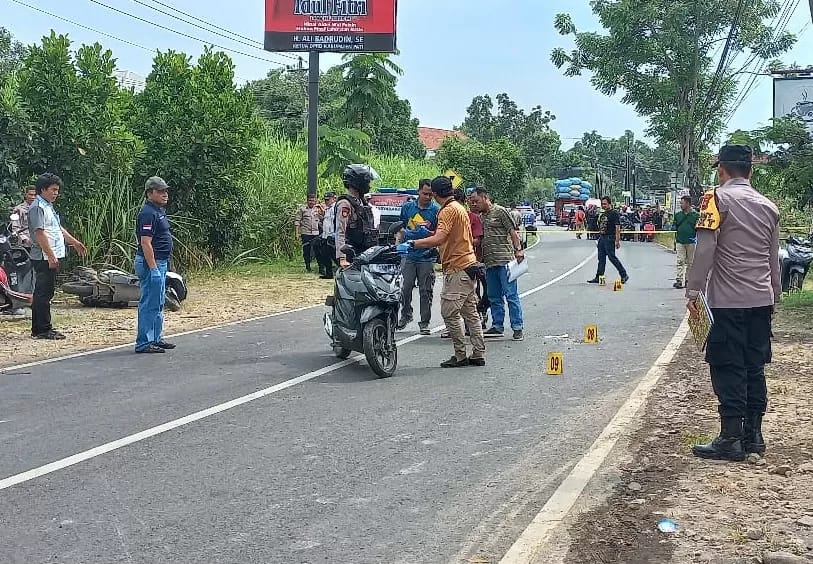 Petugas Polresta Pati saat melakukan olah TKP peristiwa tawuran antar pelajar