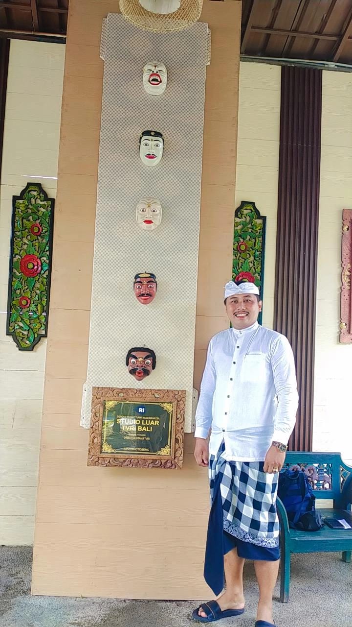 PENYULUH : Penyuluh Agama Hindu, I Made Danu Tirta.