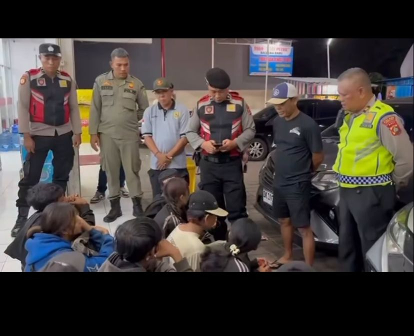 Pengamanan anak punk di Kawasan Pelabuhan Gilimanuk