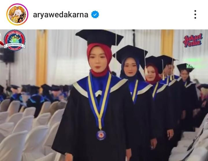 Kelulusan SMK Citra Bangsa Mandiri di Purwokerto ala sarjana