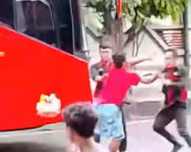 Kericuhan Supir Truk dan Kru Bus di kawasan Pekutatan, Jembrana
