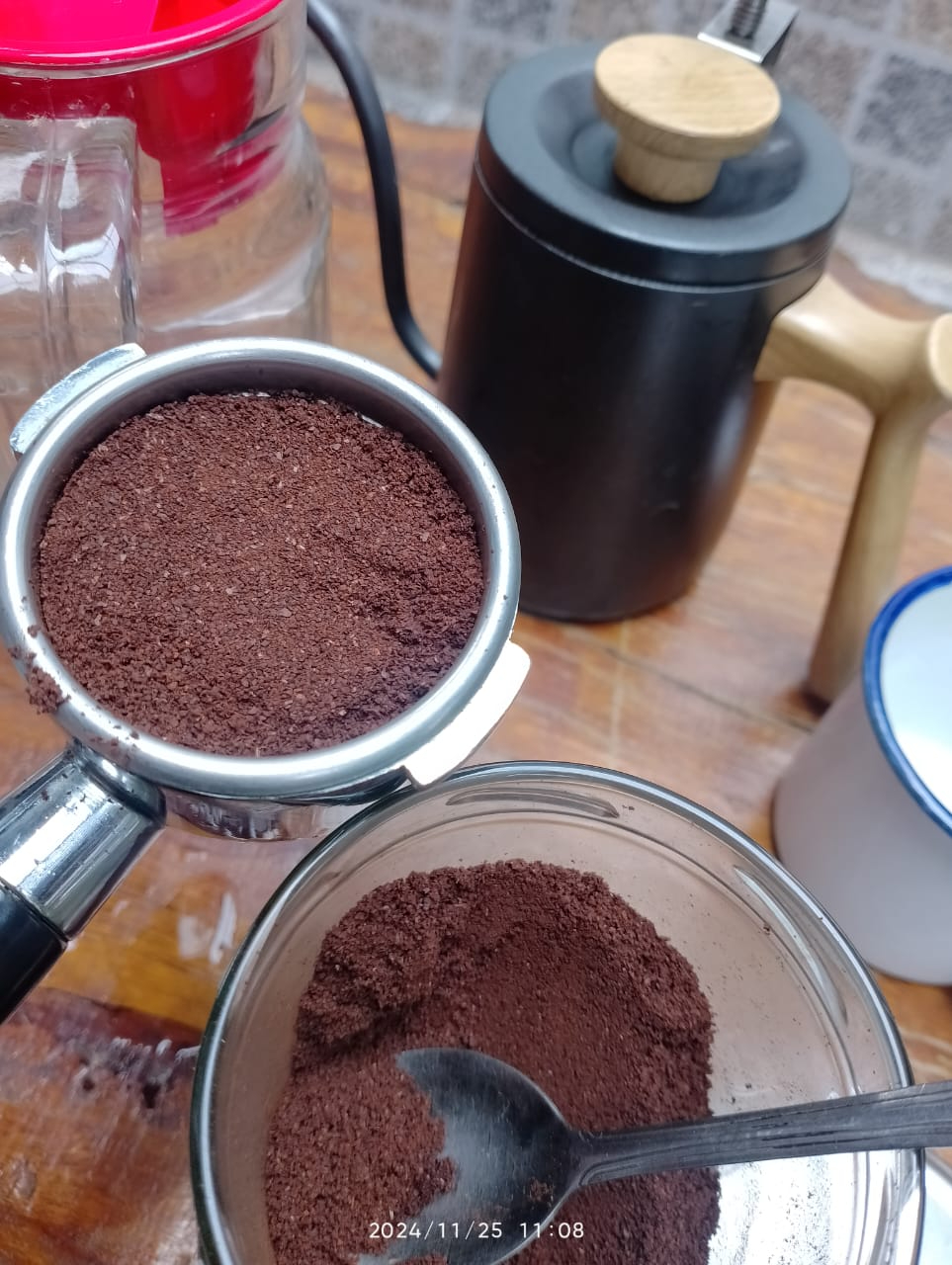 Pengusaha Coffee Shop di Bali Bingung Sikapi SE Gubernur Koster soal pelarangan penjualan air minum kemasan dibawah 1 liter