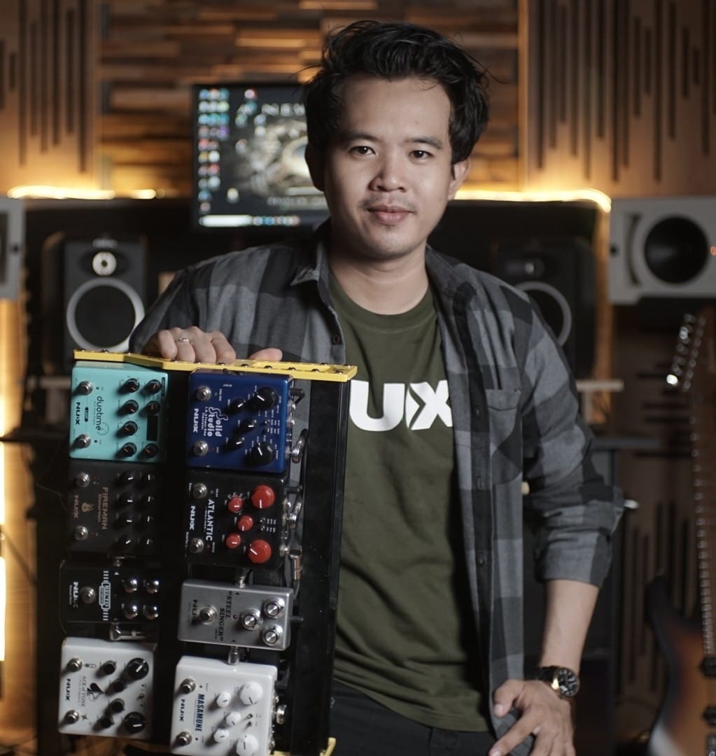 Putu Sugi Anantra menjadi Endorse resmi brand Gitar