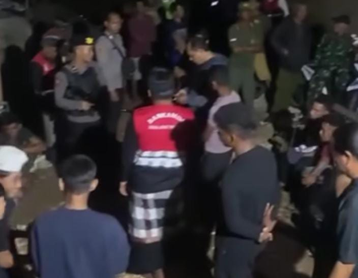 Beredar video sejumlah apparat mengamankan situasi paska terjadi insiden penyerangan buruh proyek di Pecatu