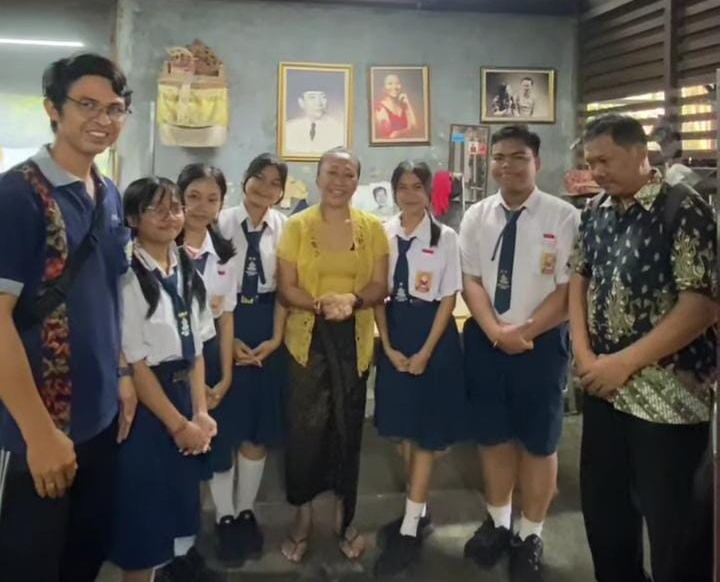 Dukungan Senator Niluh Djelantik Antar Siswa SMP Nusa Dua ke Ajang Internasional di Malaysia