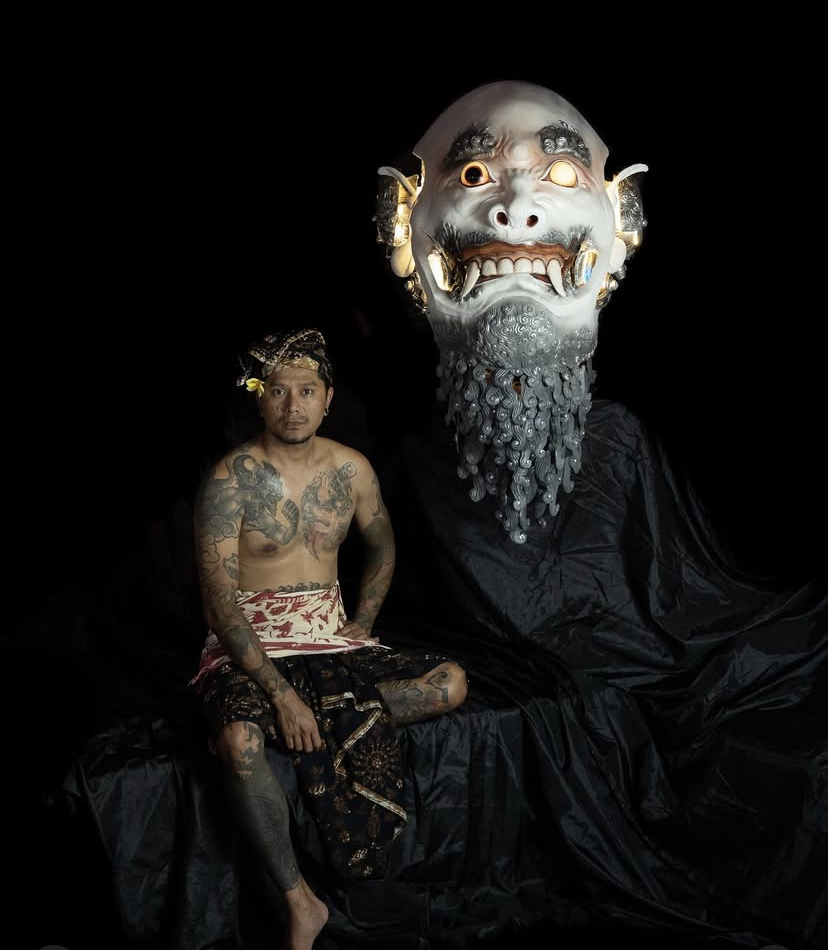JIWA SENI: Seniman Marmar dengan hasil karya ogoh-ogohnya