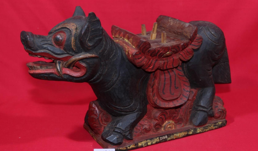 PRATIMA : Pratima dan pralingga koleksi Museum Bali.