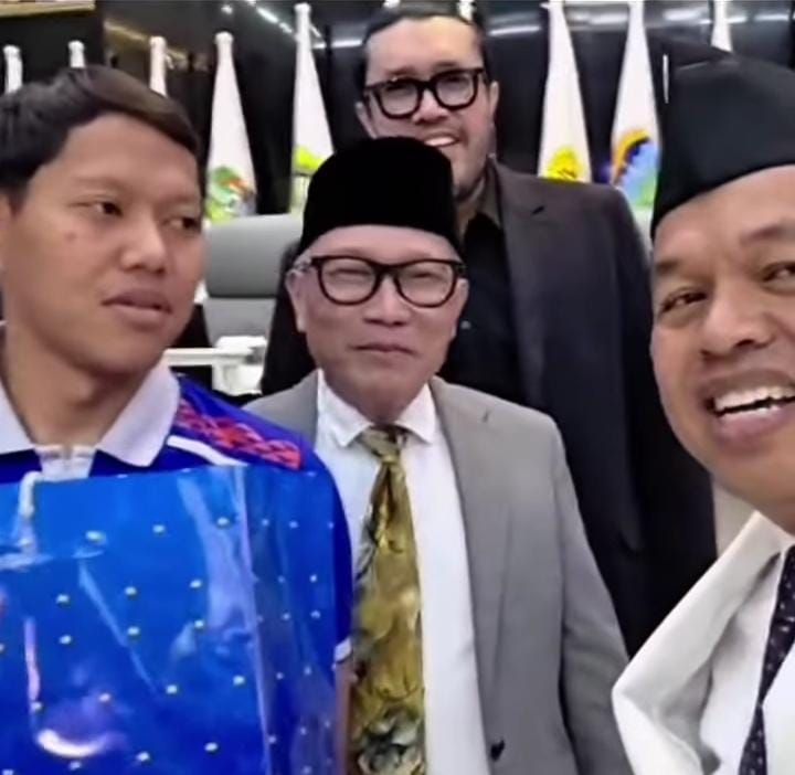 BAPAK AING: Gubernur Jawa Barat Dedi Mulyadi Kembali jadi sorotan usai jual sapi untuk bonus Persib Bandung.